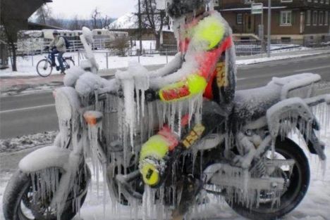 Hivernage moto - Quelques conseils avant que le froid calme nos ardeurs