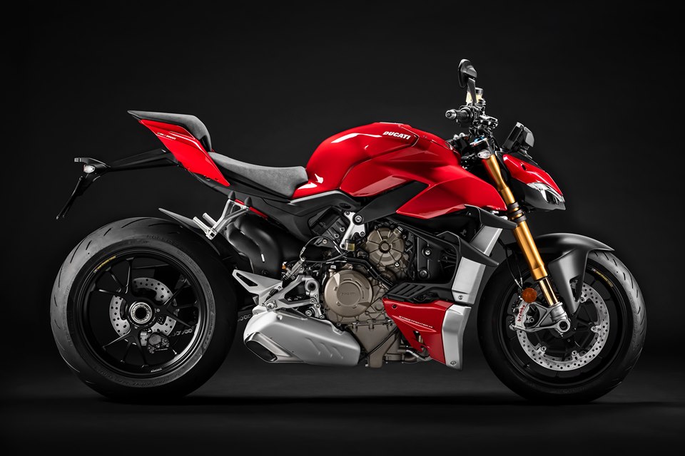 https://acidmoto.ch/cms/sites/default/files/74701536_10156886998447893_9207353174640295936_n.jpg