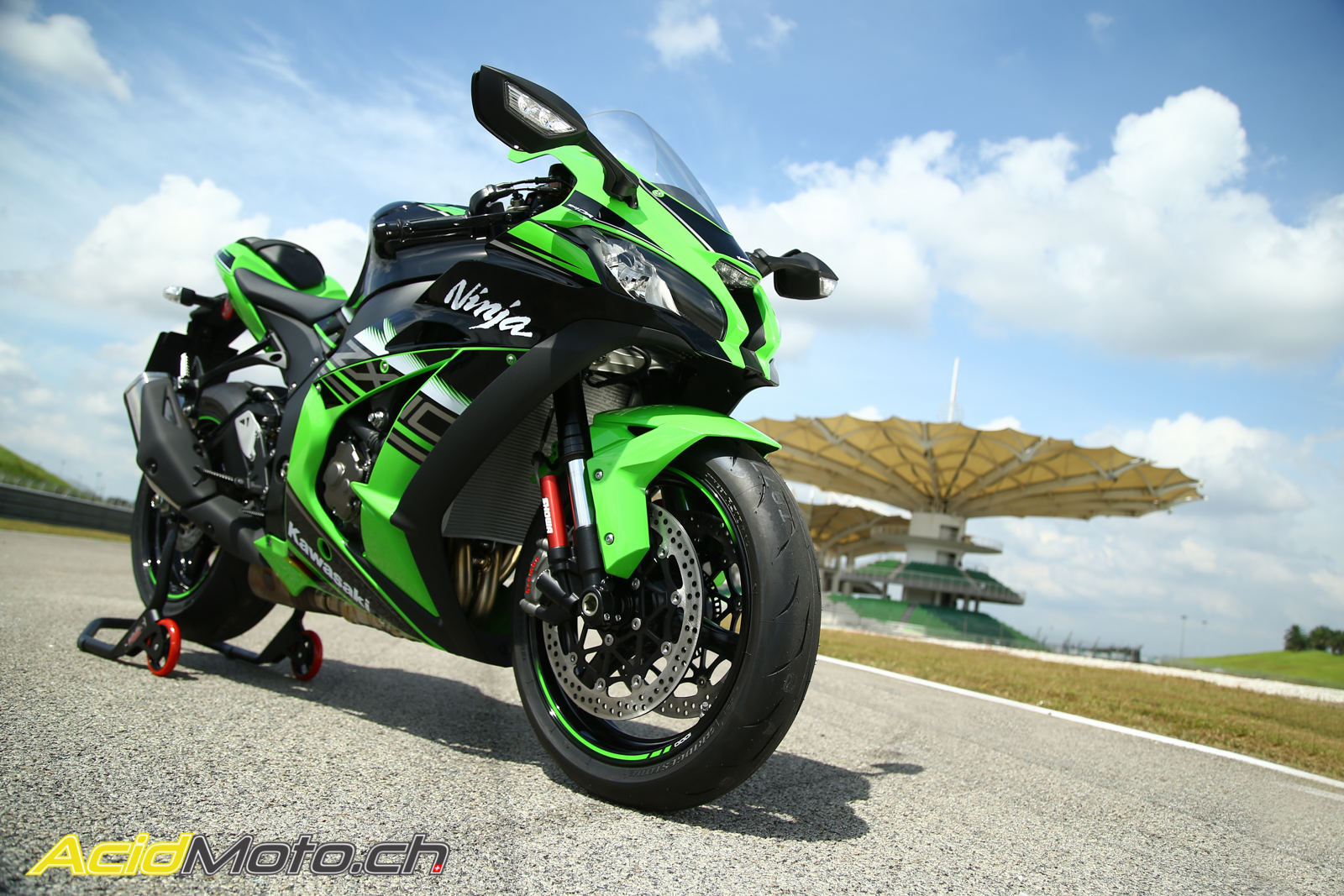 Testbericht Kawasaki Ninja ZX-10R 2016 – Der Serien-Sportler aus dem WSBK Programm » AcidMoto.ch, le site suisse de l'information moto Testbericht Kawasaki Ninja ZX-10R 2016 – Der Serien-Sportler aus dem WSBK Programm » AcidMoto.ch, le site suisse de l'information moto