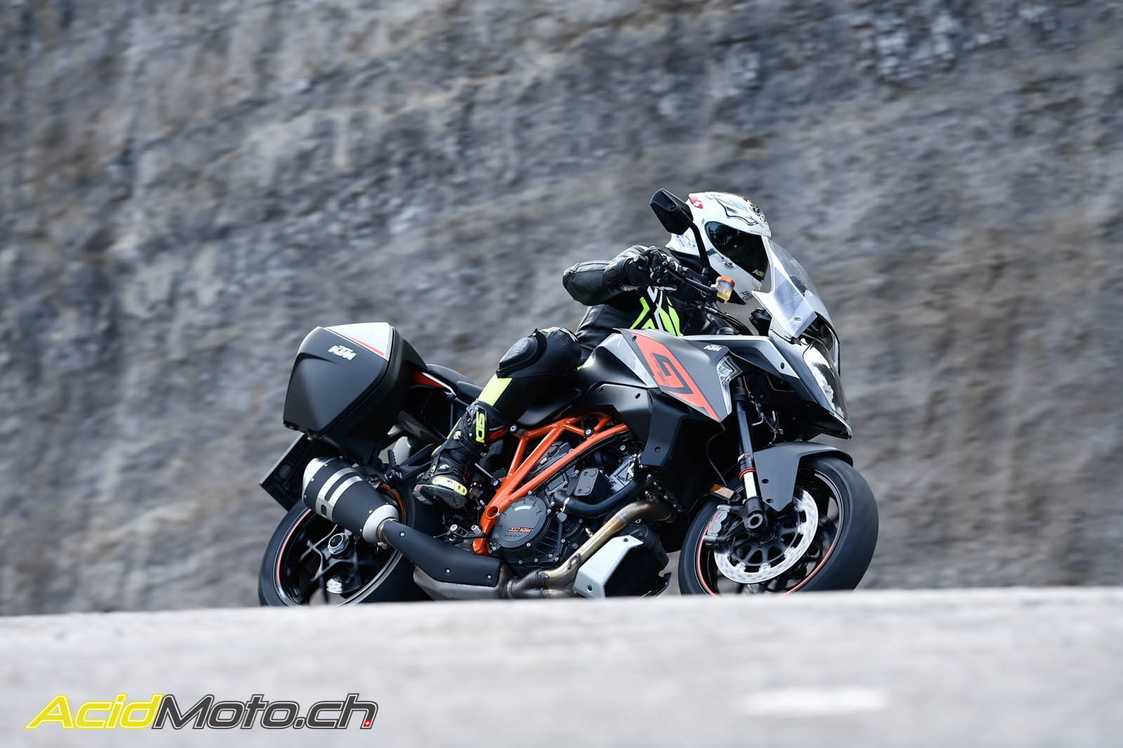 Bmw Vir Ouens Wat Te Bang Is Vir Ktm Chuck Norris Meme Generator