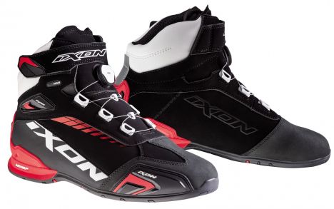 Ixon Bull WP - Les baskets avec semelles Michelin Chaussures-moto-ixon-bull-wp-noir-blanc-rouge