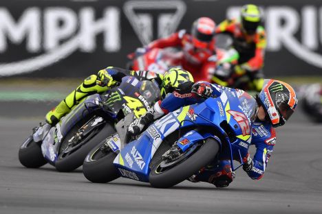 rins motogp silverstone virage acidmoto impose perdu duel millimes poigne