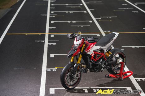 ducati hypermotard 939 sp