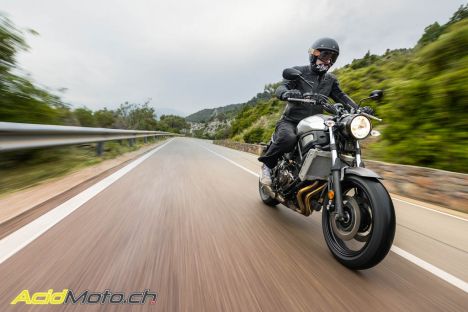 yamaha xsr 700 deutsch
