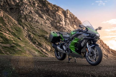 EICMA 2021 - Kawasaki H2SX SE et Versys 650 Kawasaki_h2-sx-se-2022-6