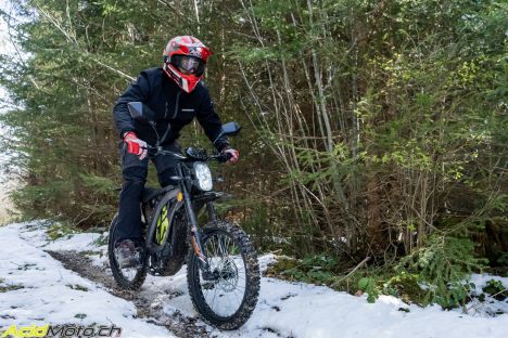 Test du Sur-Ron Light Bee: l'enduro électrique de 55 kg! Sur-ron-01915