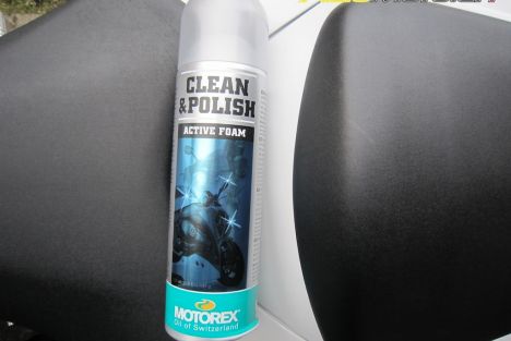 Spray Clean &amp; Polish de Motorex - Pourvu que ça brille!