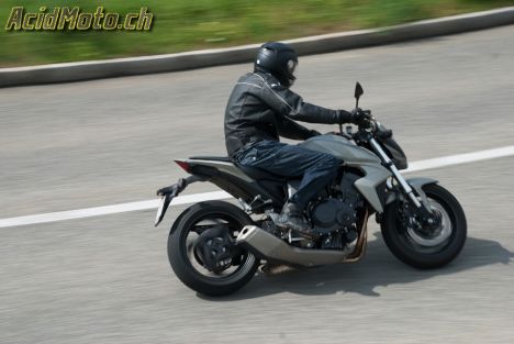 Honda CB1000R C-ABS - Le Manga japonais