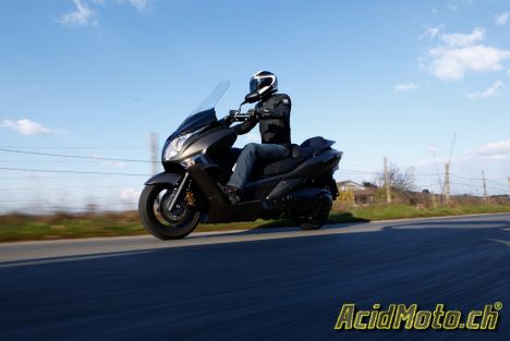 Honda SW-T 600 – Scoot’ au long cours