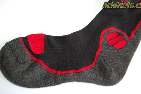 Chaussettes hiver Maillebike, fini les pieds froids!