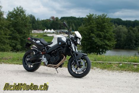 BMW F800 R ABS - La polyvalence à toute épreuve!