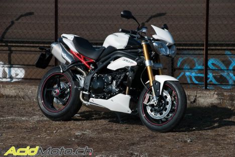 Speed Triple R - Pour s&#039;envoyer en l&#039;R!