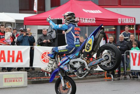 Un Yamaha-Day 2012 humide mais joyeux à Sursee/LU