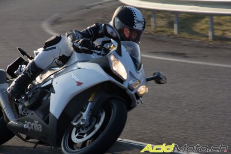 Aprilia RSV4 APRC-ABS – Superbike en vente libre