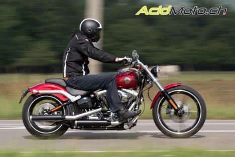Harley-Davidson Softail Breakout - Le pur style US !