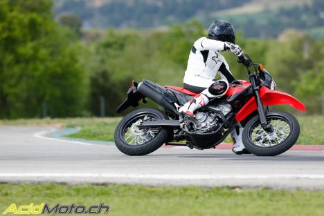 Honda CR-F 250 M - Le SM pour les djeun&#039;s!