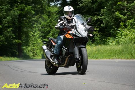 Essai de la KTM 1050 Adventure - La porte ouverte à l&#039;aventure