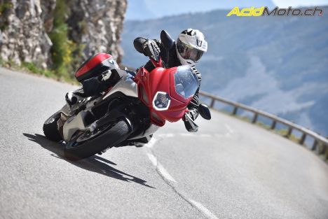 Essai de la MV Agusta Turismo Veloce 800 - Aussi véloce que son nom !