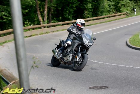 Essai de la Honda VFR800X Crossrunner 2015 - La Crossrunner évolue dans le bon sens