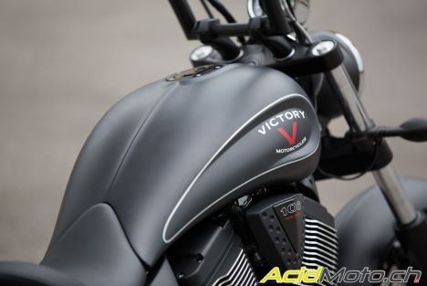 Essai Victory High-Ball 2015 - Un modèle au look et au charme Old School