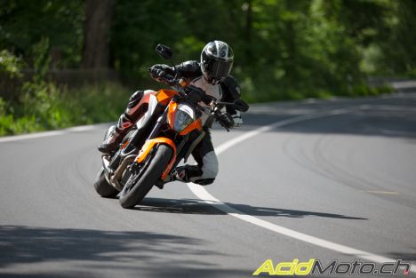 KTM Superduke 1290R - Vélo à postcombustion