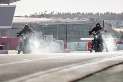 Essai Harley-Davidson – La FXDR 114 en mode &quot;Drag Race&quot;