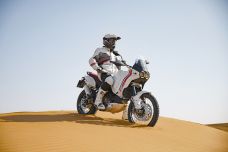 DesertX : La Cagiva Elefant moderne vue par Ducati