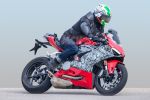 La Baby Panigale va évoluer – Une nouvelle 959 surprise en plein roulage