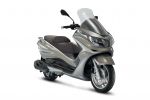 Un nouveau maxi scooter chez Piaggio, le X10 !