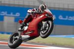 La Ducati Panigale se dégourdit les bielles à Abu Dhabi