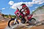 Cinq Husqvarna TE 449 RR au Dakar