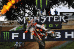 Antonio Cairoli dompte les français lors du GP de Saint-jean d'Angély
