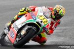 Rossi obtient le meilleur temps des premiers essais sous la pluie de Silverstone