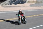 Une Triumph Speed Triple à Pikes Peak