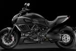 Ducati Diavel Dark, le monde obscur transalpin !
