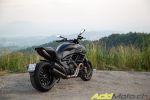 Ducati Diavel Dark - Elle a bouffé une Superbike