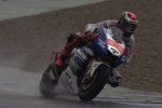 Lorenzo signe le temps de référence sous la pluie de Jerez