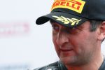 Michael Rutter se casse la jambe gauche