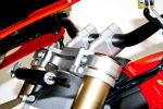 Un kit guidon roadster de Motacc pour la Ducati Panigale