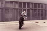 Chris Pfeiffer fait ses courses chez Akrapovic