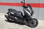 Yamaha X-Max 400 Black Max par Badan Motos