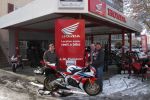 Le champion suisse du Honda Riding Tour a reçu sa CBR1000RR SP