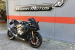 Badan Motos présente une Yamaha YZF-R1 Black Edition