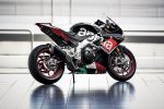 L’Aprilia RSV4 de Leon Haslam dans ton garage en 2016 - 230cv au programme !