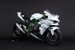 Trickstar fait rouler sa Kawasaki Ninja H2R à 385km/h