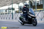 Essai Kawasaki J125 ABS - Le nouveau scooter des Verts qui accompagnera le J300