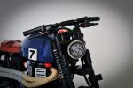 Une Triumph Scrambler en Lego