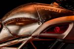 Ducati Diavel Diesel - 666 exemplaires faits de soudures et de rivets apparents