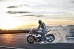 BMW HP 4 Race – Quand les Bavarois se mettent à la haute couture