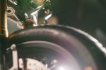 Dark Arts – La Triumph Thruxton R revue par Wenley Andrew